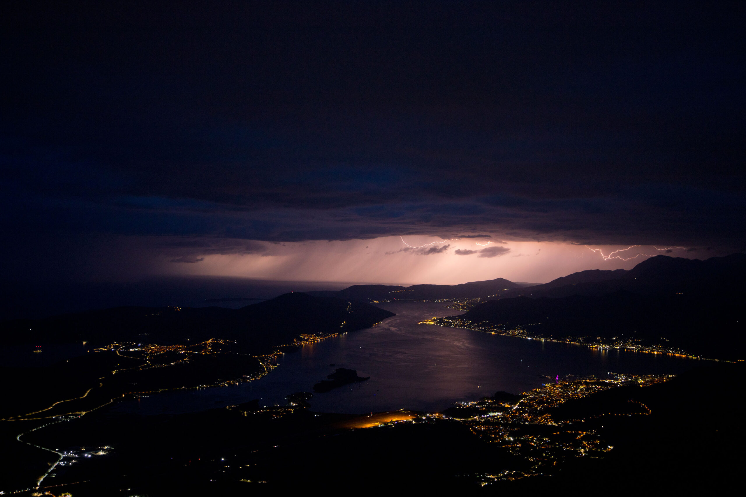 Genyne Peach-Allen Photography